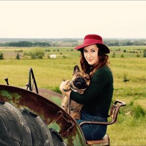 Meet your Posher, Carrie